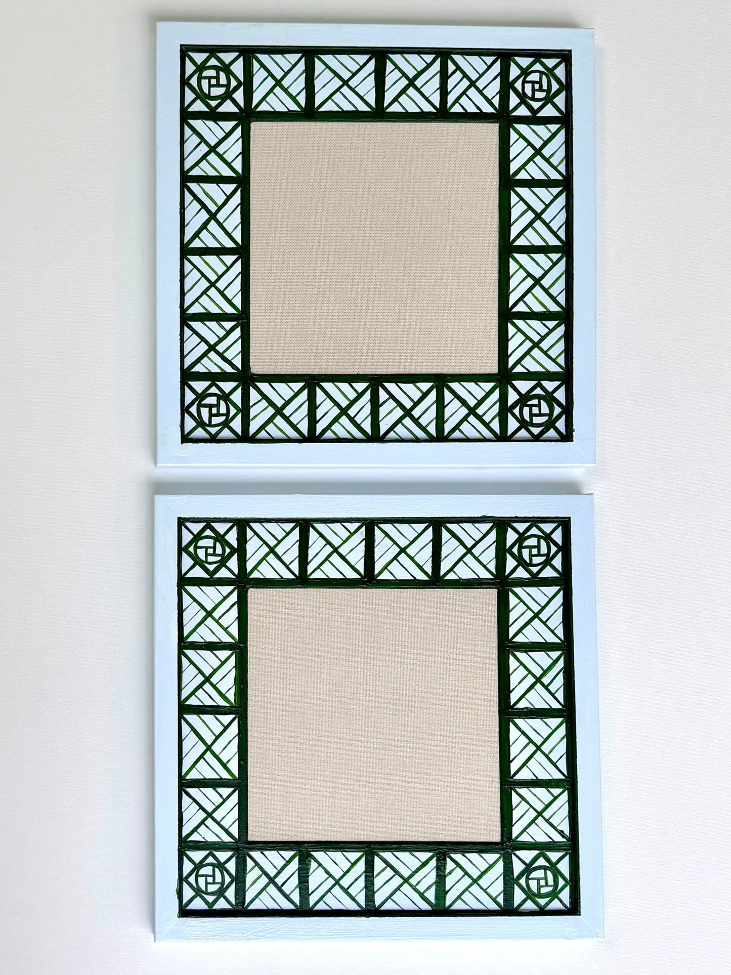 Henlopen Chippendale Frame II